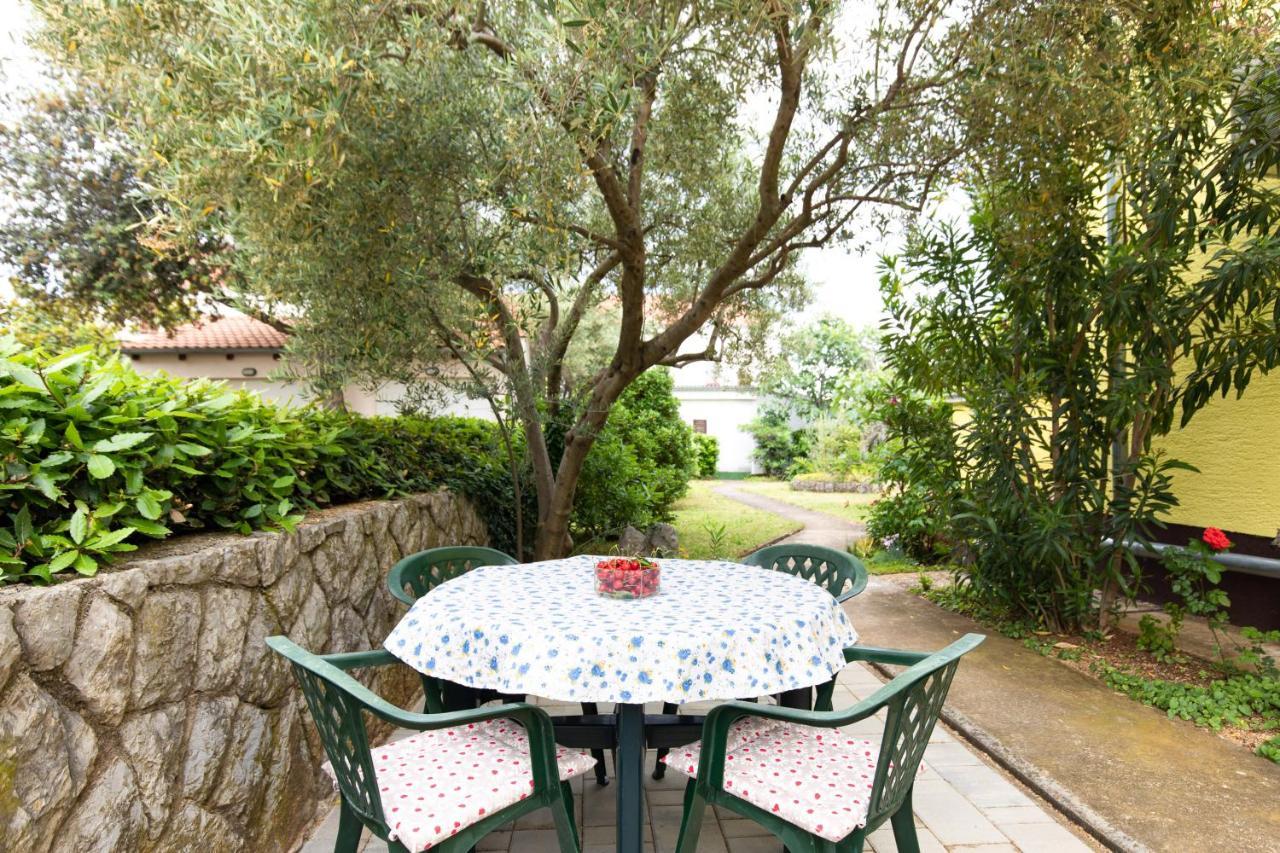 Apartment Drago *Cosy & Close To The Beach! Krk Town Extérieur photo